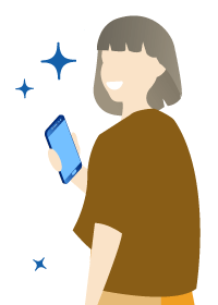 Frau mit kurzen Haaren mit Handy in der Hand